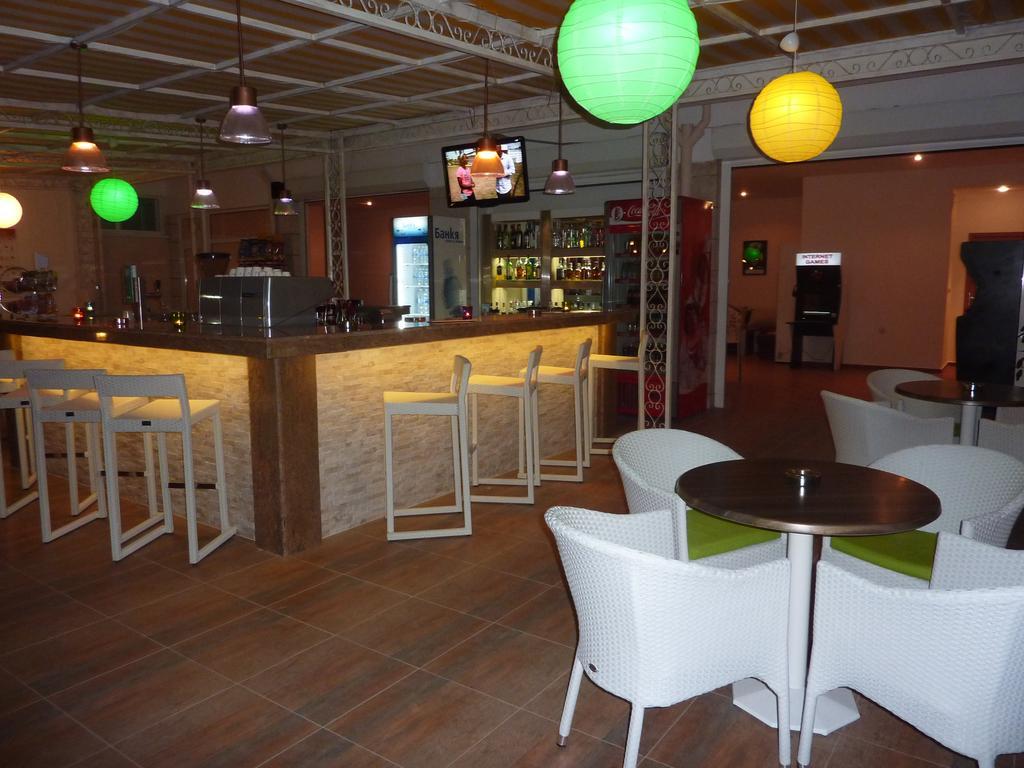 Karlovo Hotel Sunny Beach Buitenkant foto